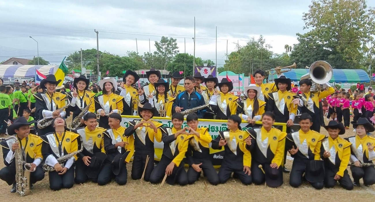แลกเปลี่ยนประสบการณ์และทำกิจกรรมร่วมกันของบุคลากร